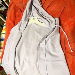 Sleeveless hoodie shirt- unused